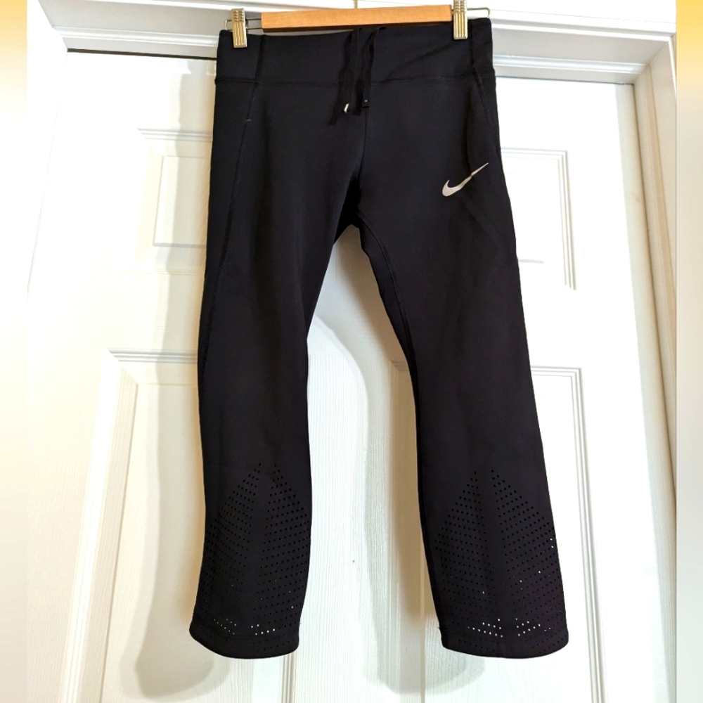 Four pairs of Nike Leggings